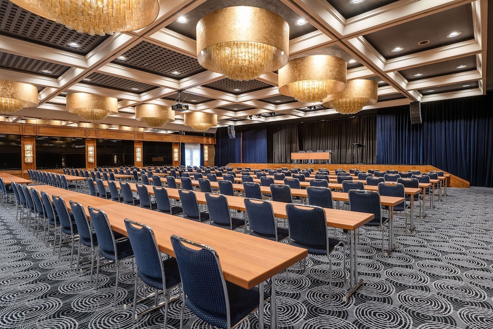 Maritim Hotel Darmstadt 59/68