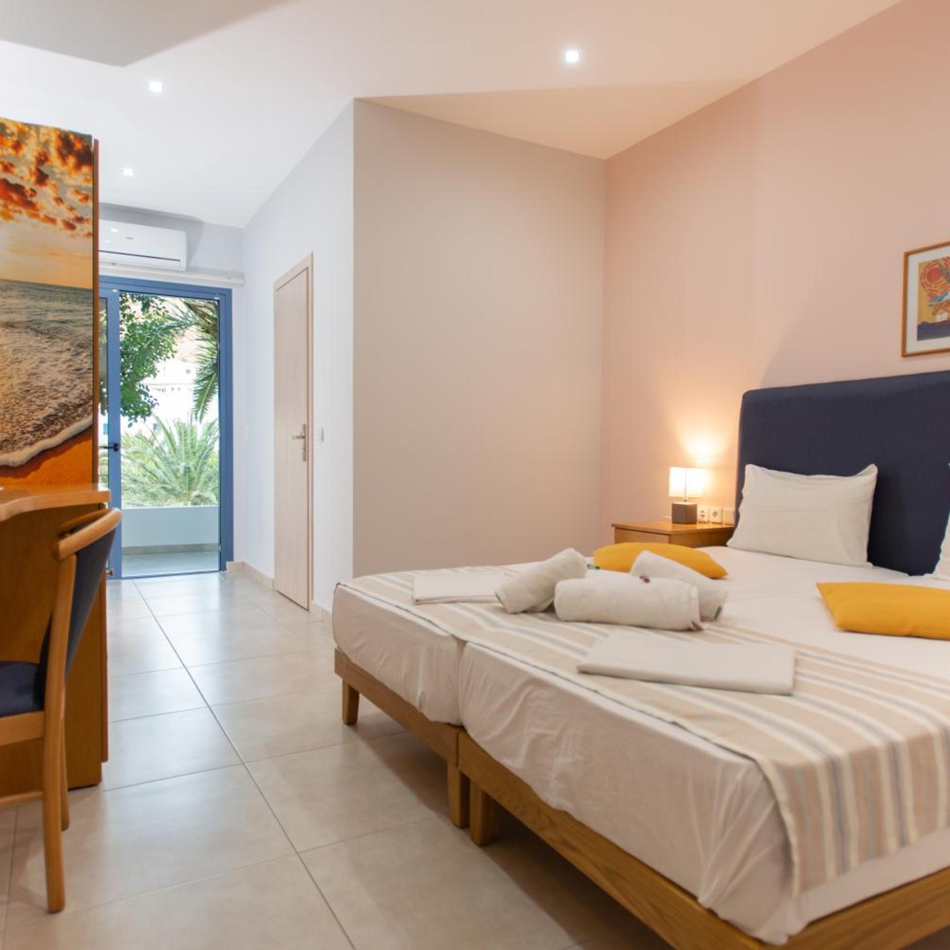 Room at Neos Ikaros Hotel, Agios Vasileios