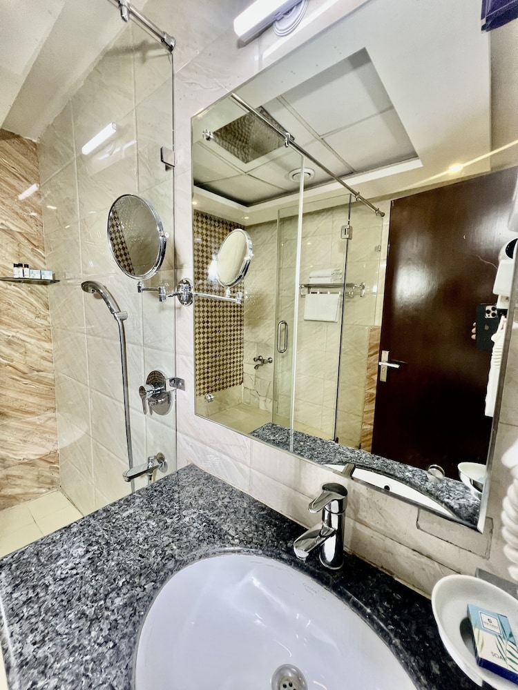 Aamod Resort