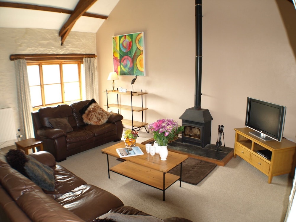 Polean Farm Cottages 20/50