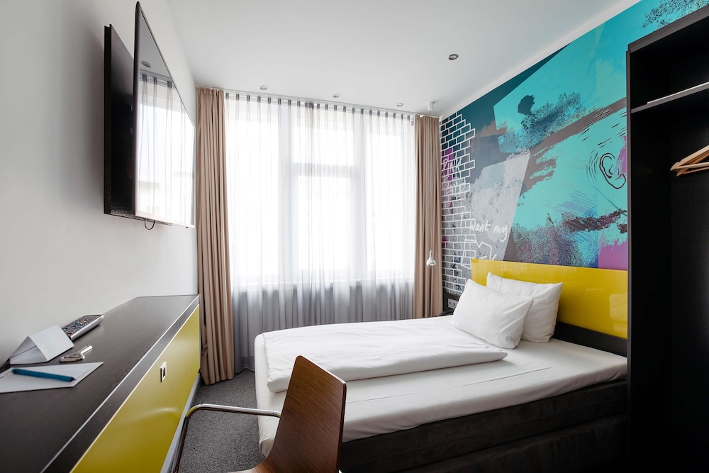 Hotel Berlin, Berlin, a member of Radisson Individuals 16/48