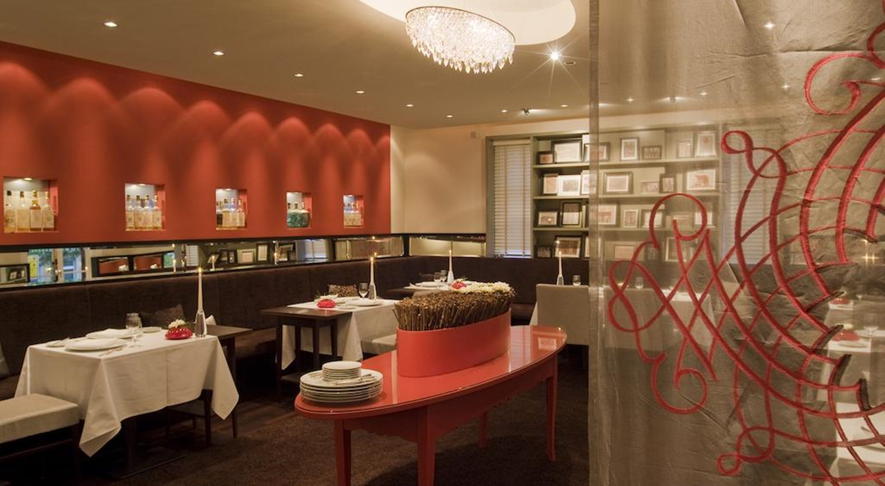 Villa Mittermeier Hotel & Restaurant 60/72