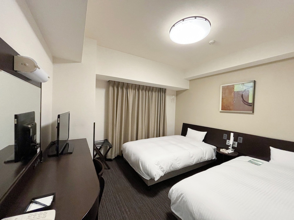 Hotel Route Inn SakaideKita Inter 20/62