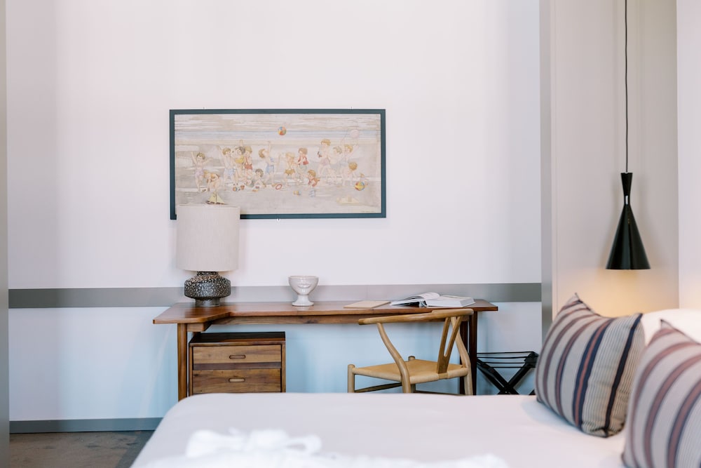 The Editory Artist Hotel 40/50