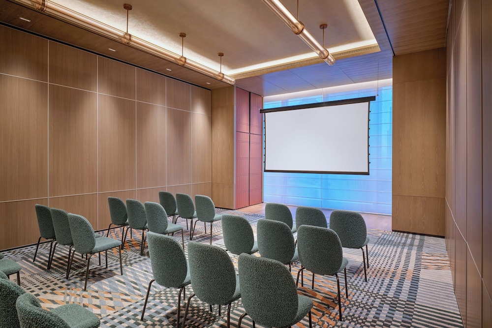 Hyatt Centric The Ring Chengdu 40/50