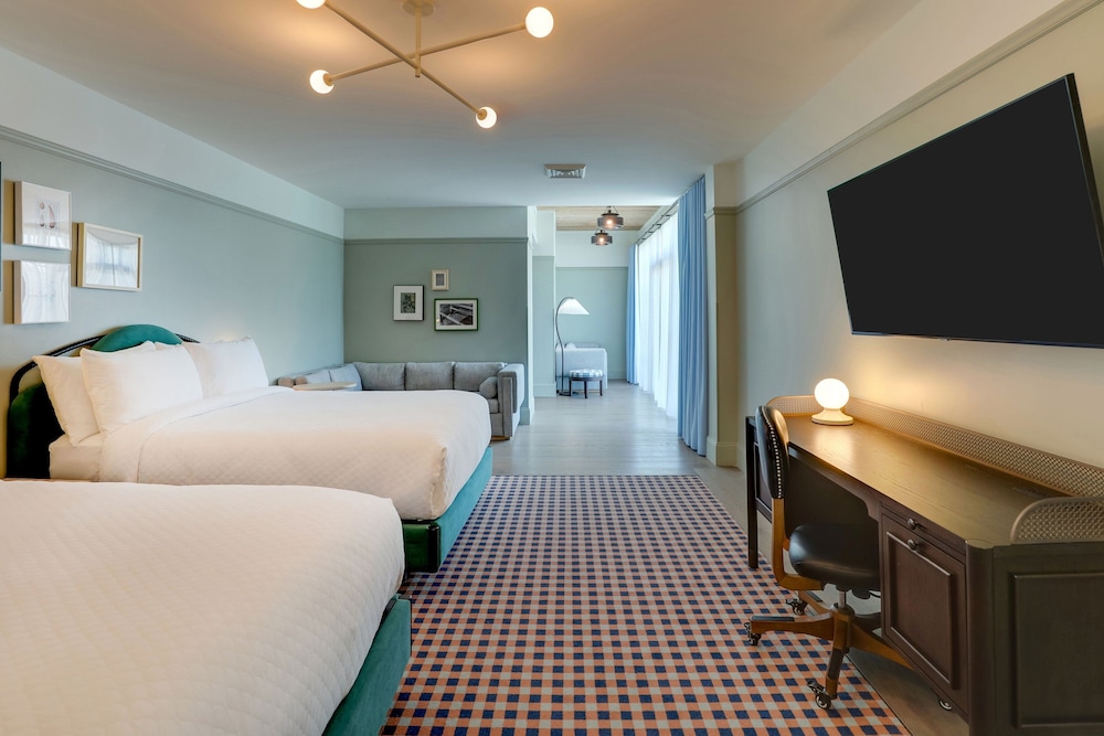 Trilogy Hotel Montgomery, Autograph Collection 7/29