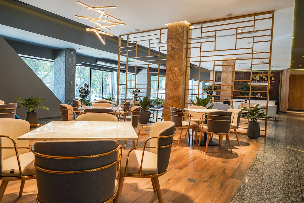 Messier 53 Hotel Yerevan 32/50