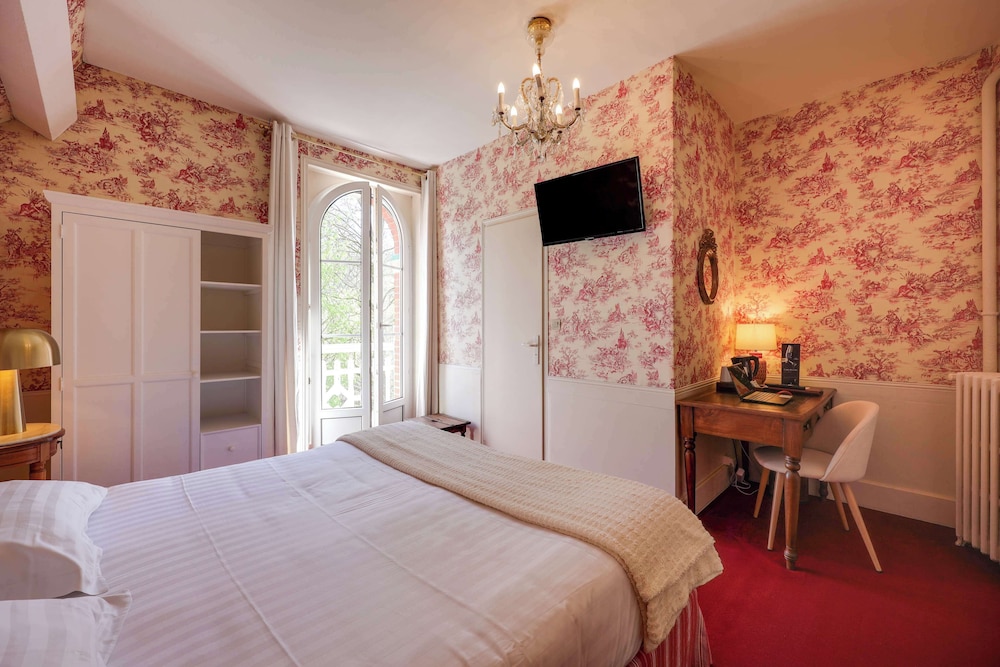 HOTEL LE ROC AU CHIEN 13/53