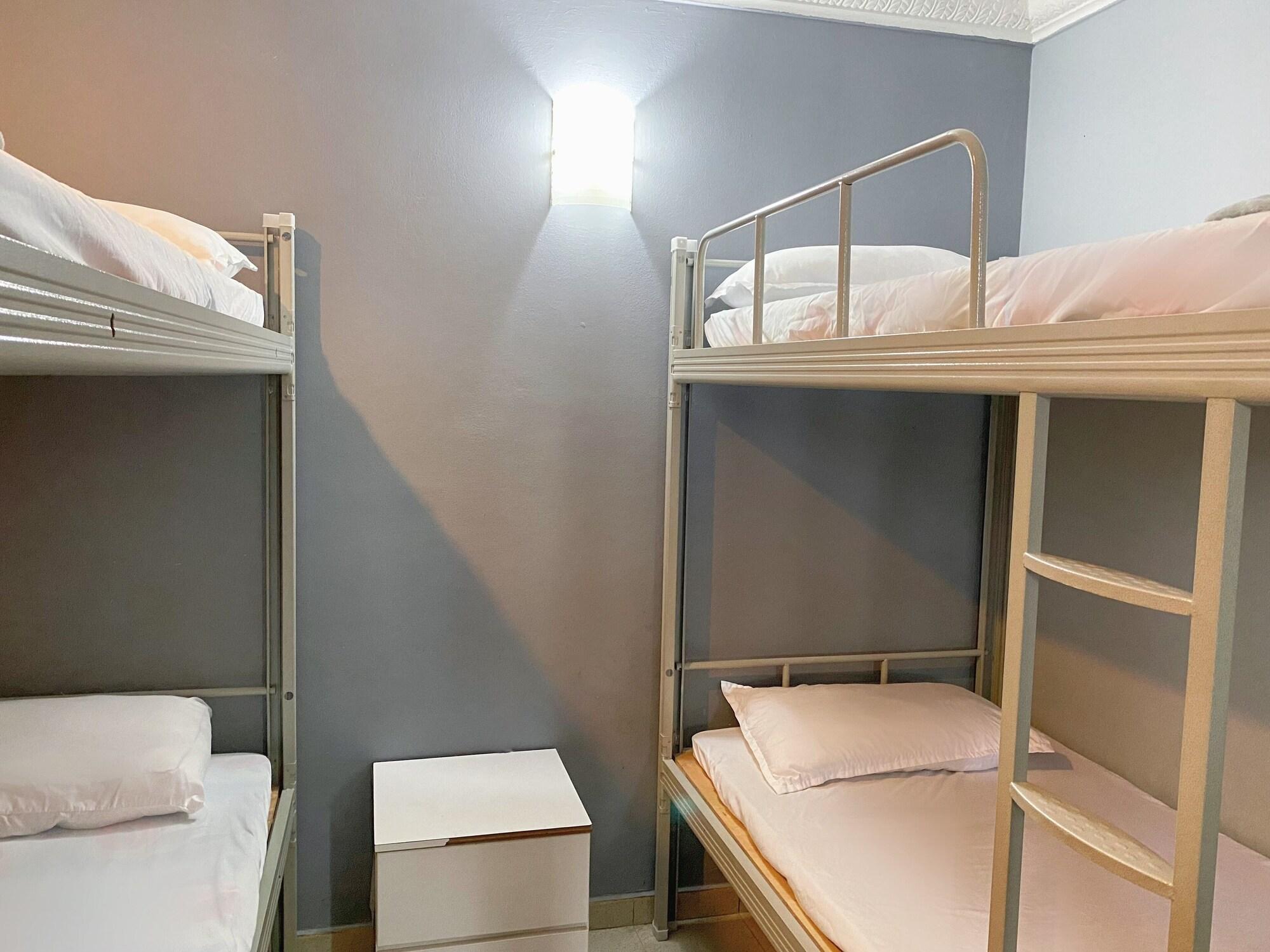 K HOTEL 8 43/56