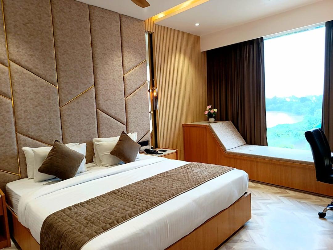 HOTEL INTERCITY INTERNATIONAL 8/20