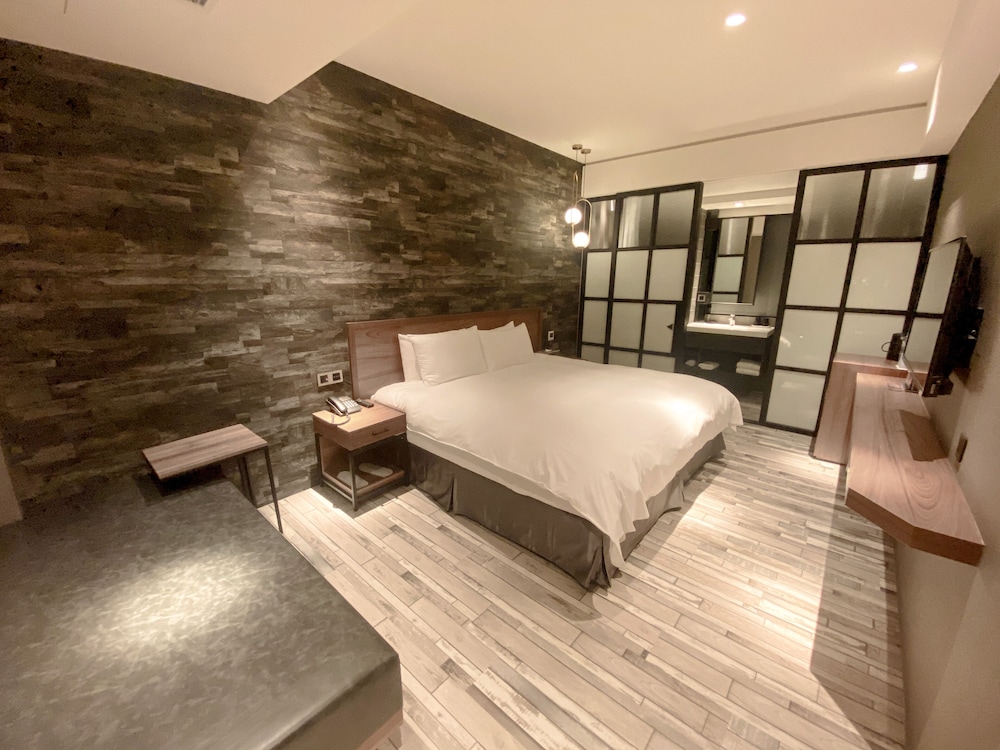Micro Hotel 19/27
