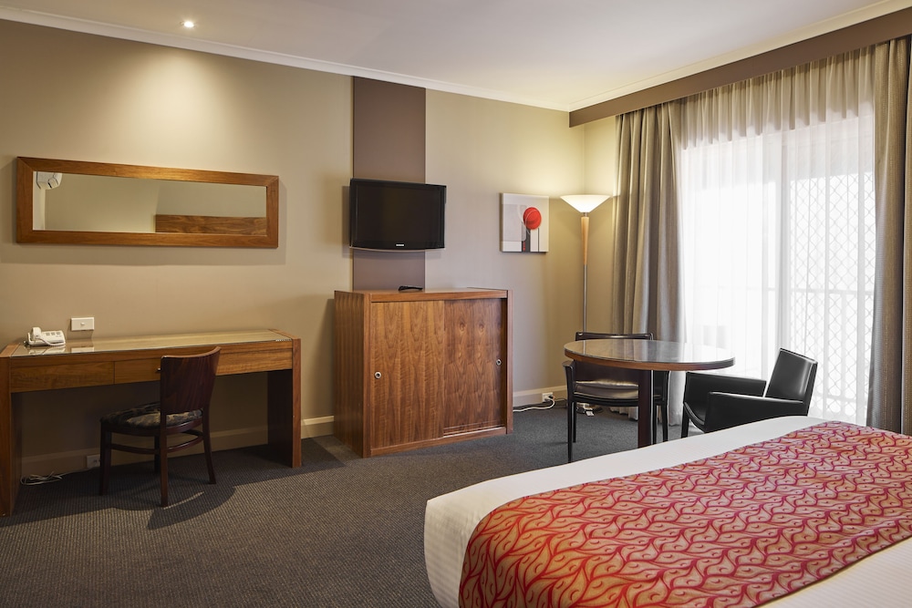 Quality Hotel Dickson 10/42