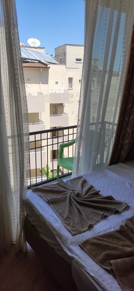 Romeo Beach Hotel 27/46