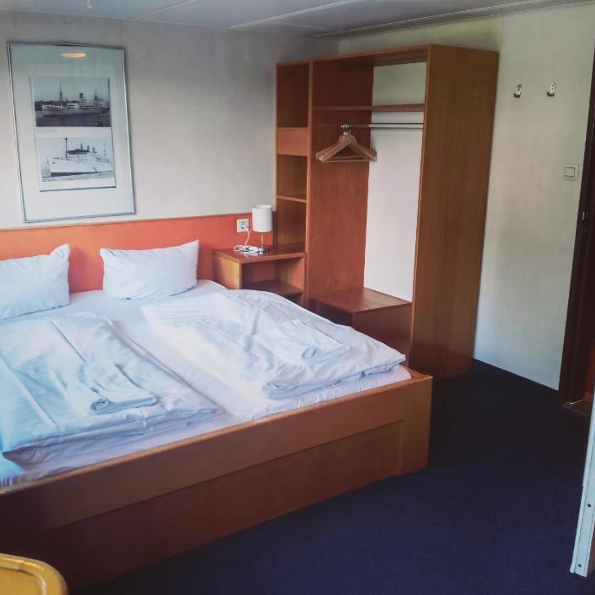 Eastern, Cabin, Double Bed
