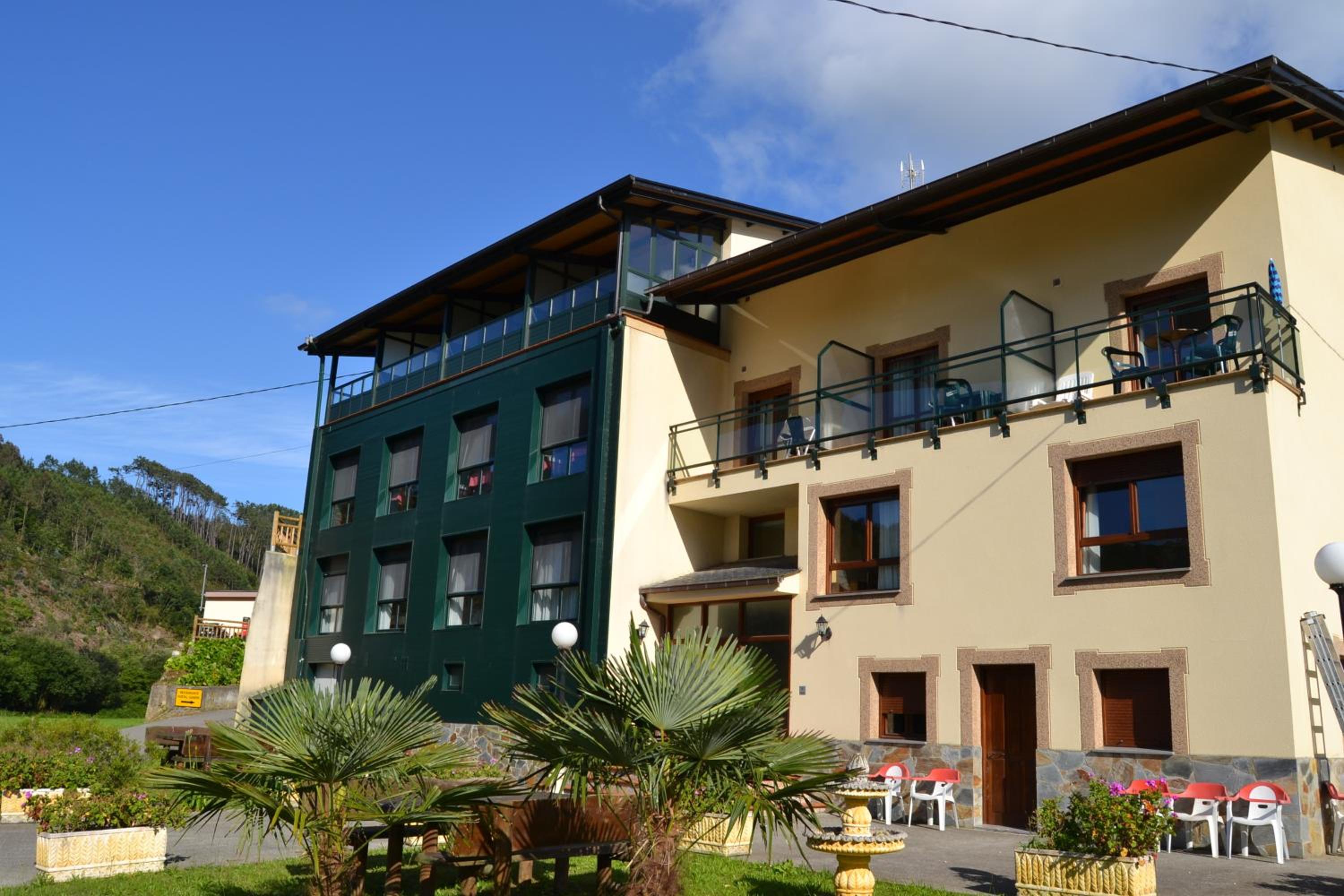 Hotel Restaurante Canero 2/37