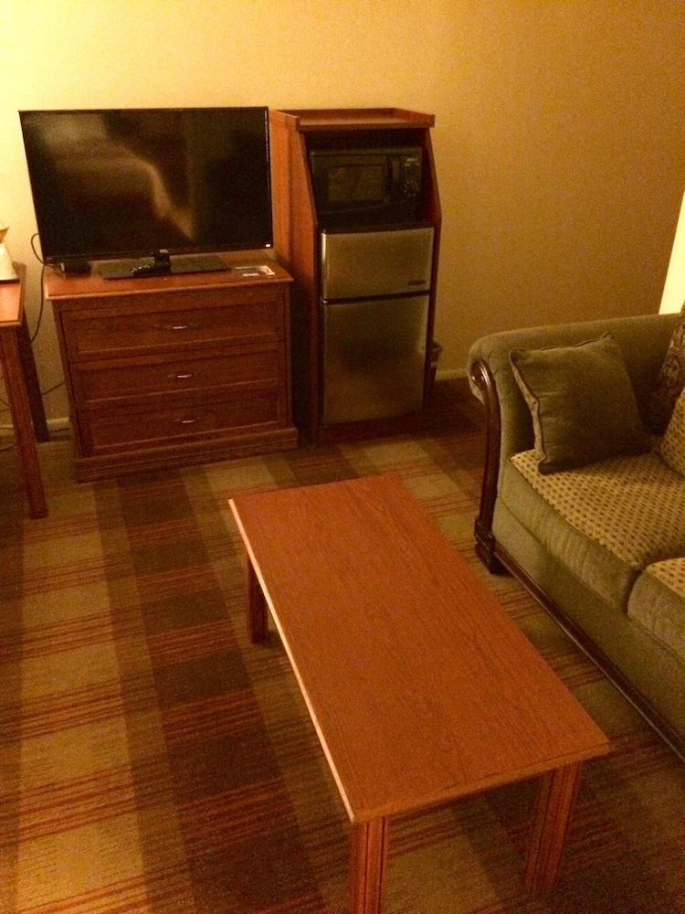 Super 8 By Wyndham Idaho Falls 18/25