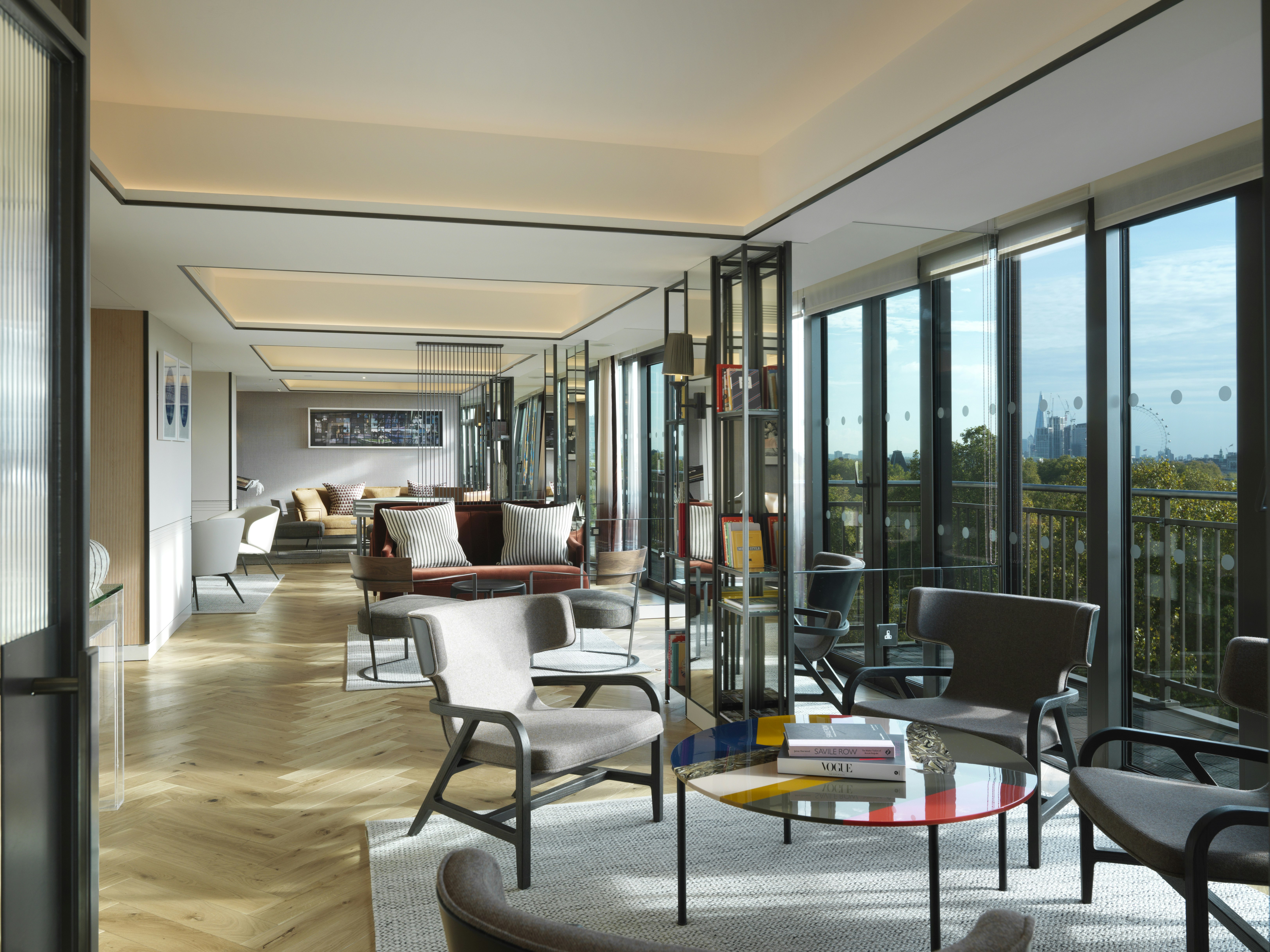 The Athenaeum Hotel & Residences 44/66
