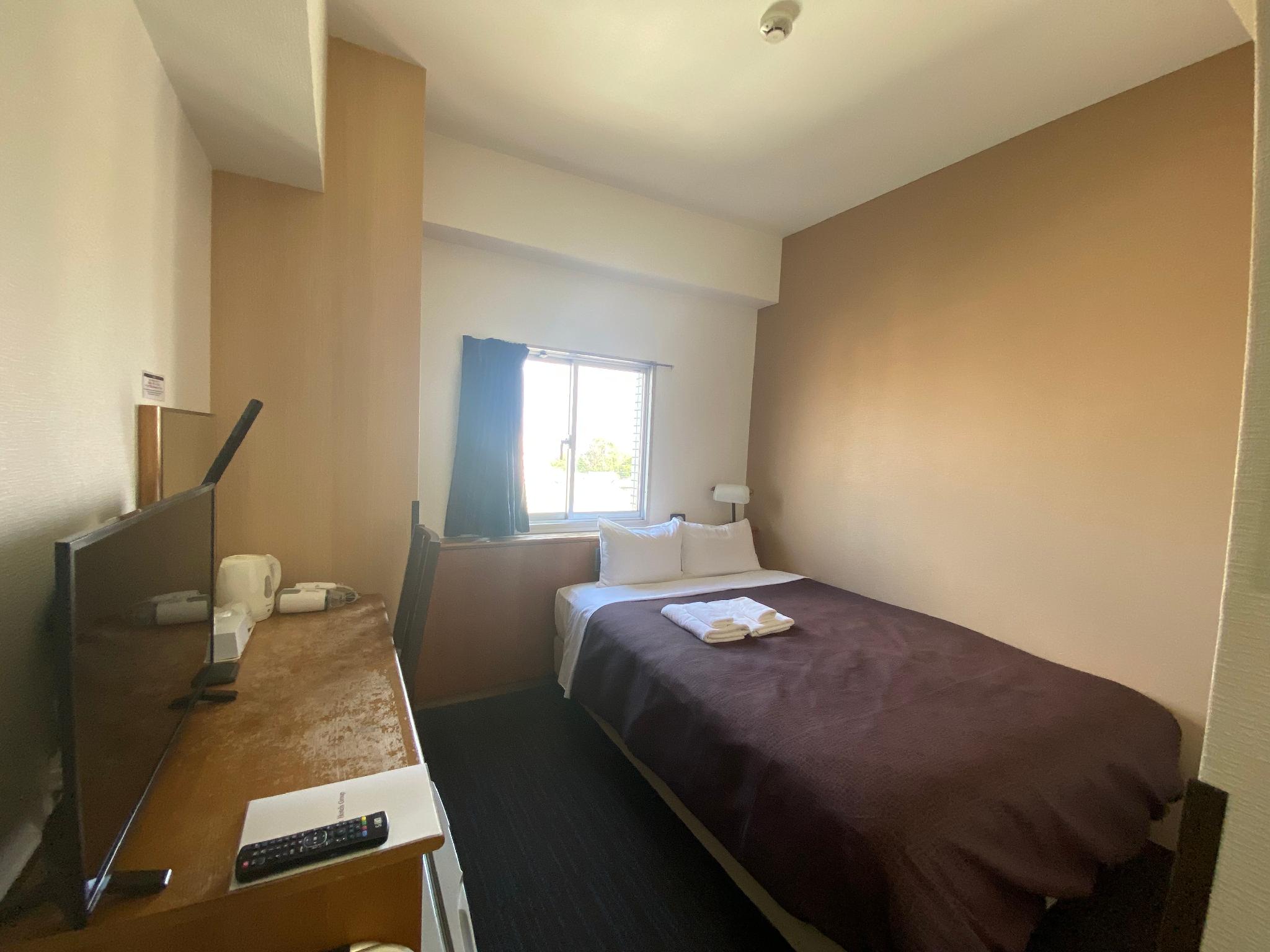 STANDARD, DOUBLE BED, SMOKING
