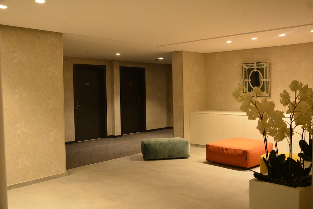 MONTEVERDE HOTEL 7/64