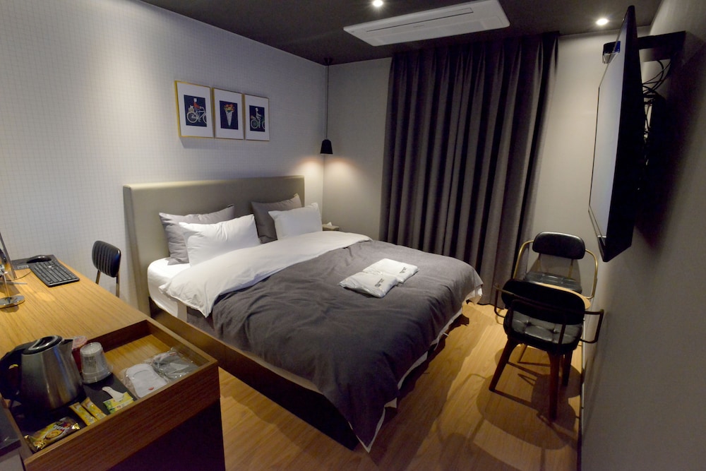 Brown Dot Hotel Masan 28/50