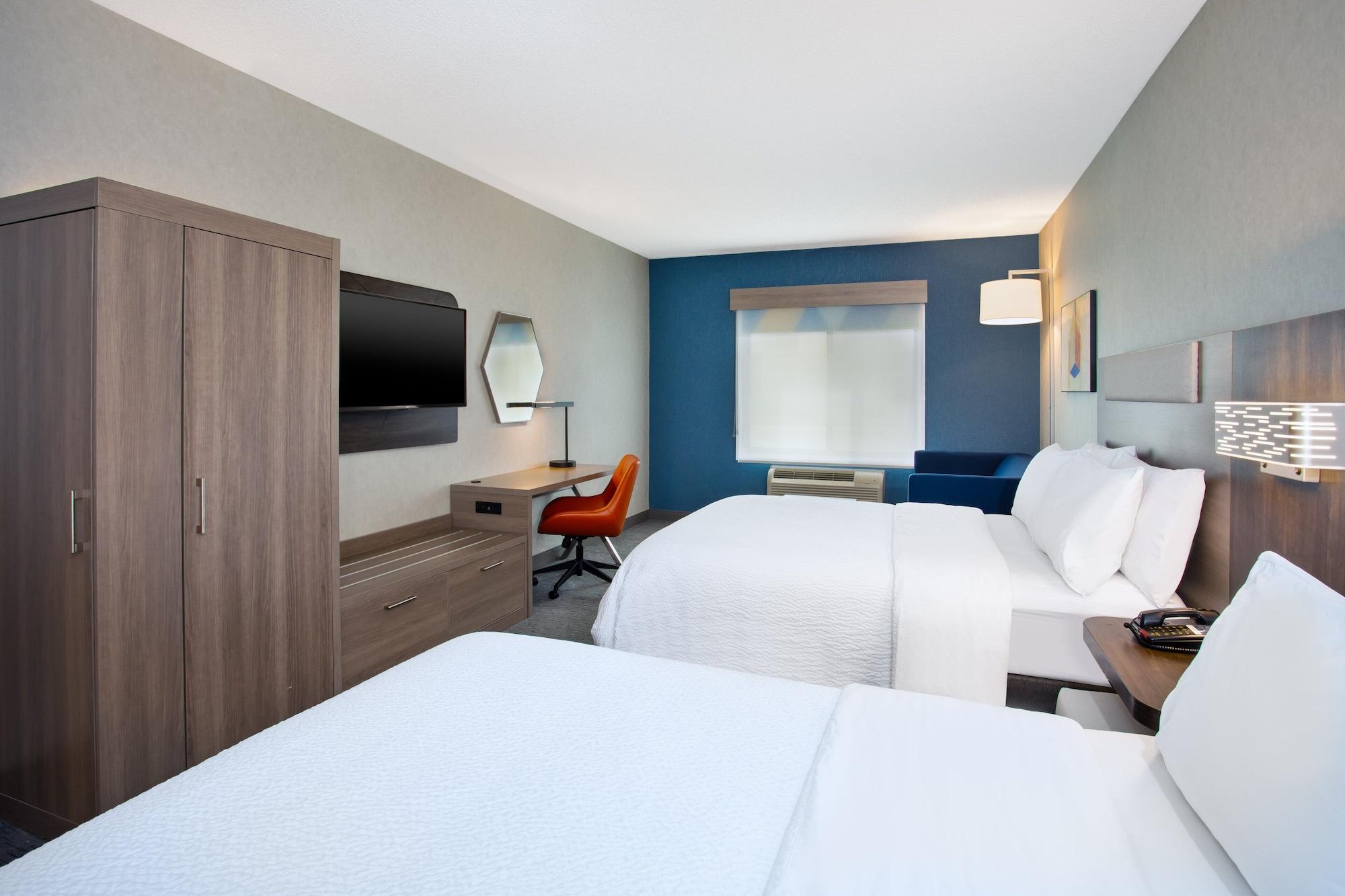 Suite, Multiple Beds, Ground Floor, Accessible
