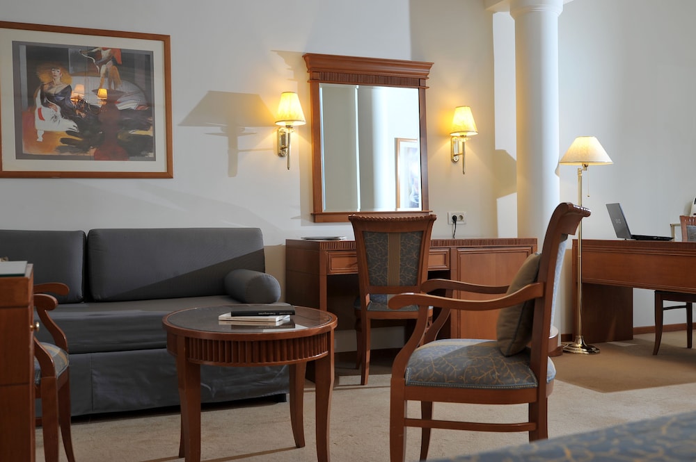 Athens Atrium Hotel 33/39