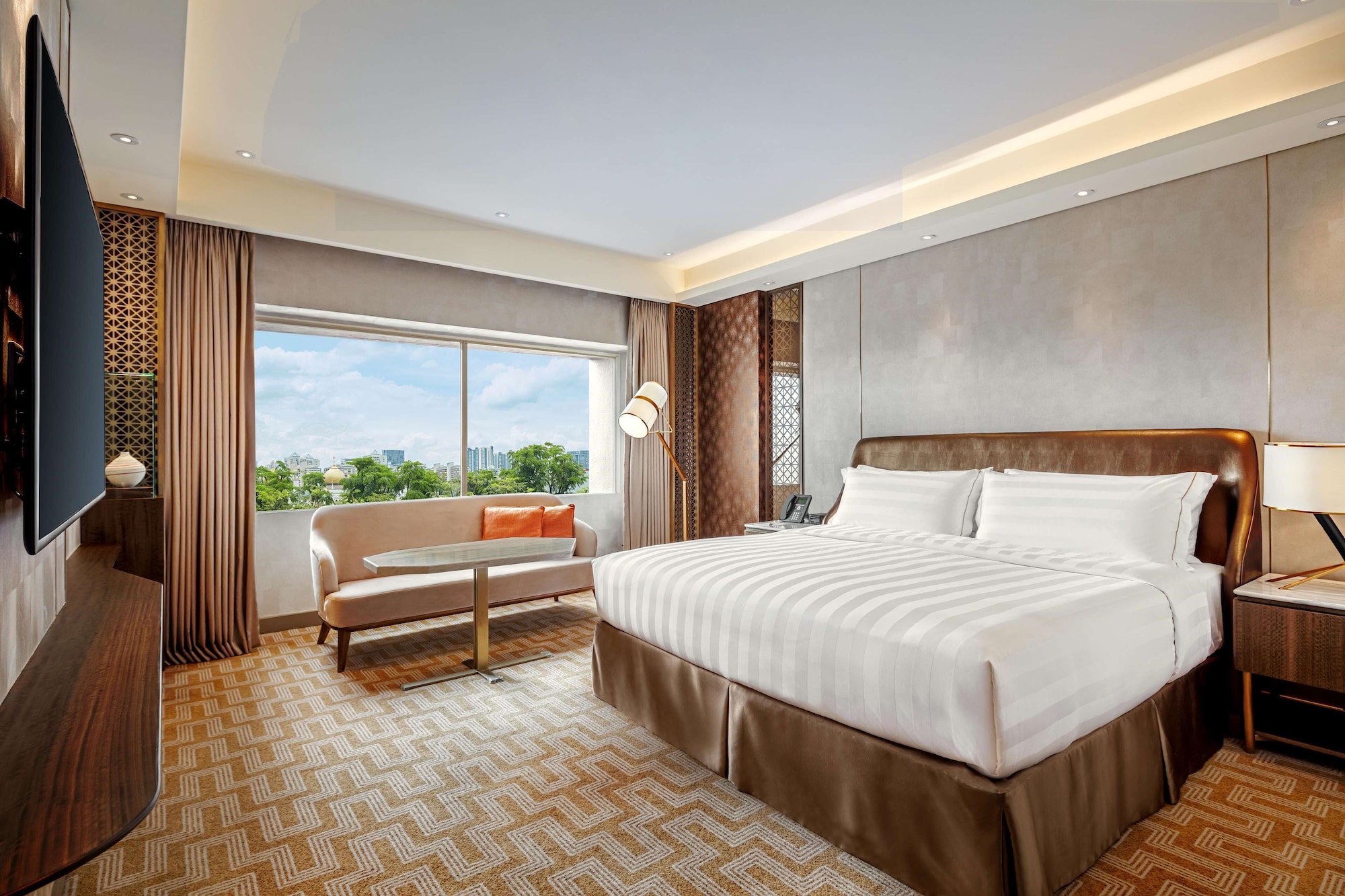 PARKROYAL, CLUB, DELUXE