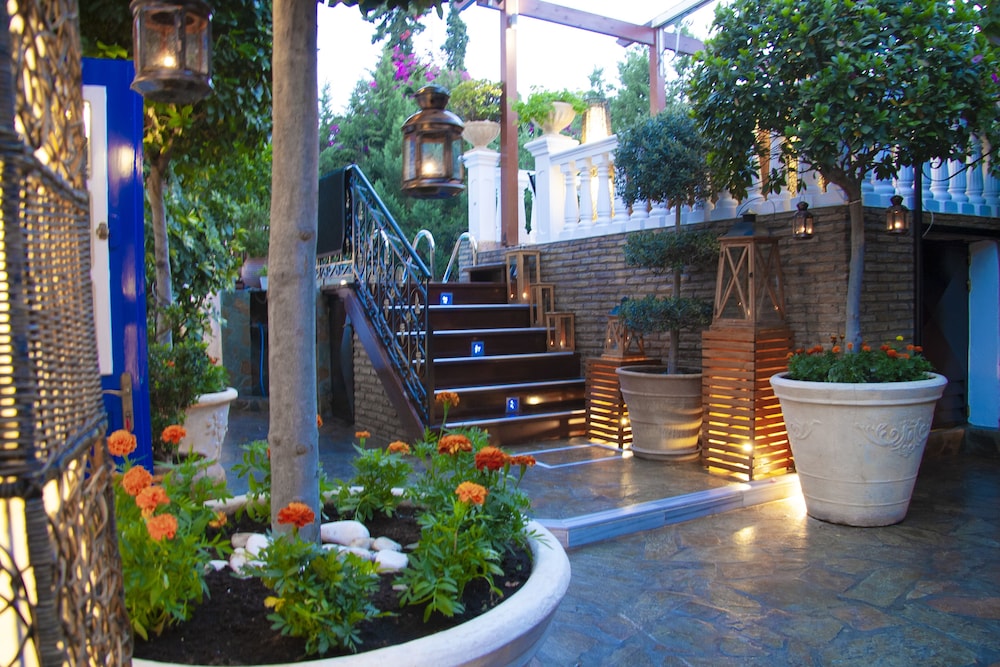 Armata Boutique Hotel Spetses 52/60