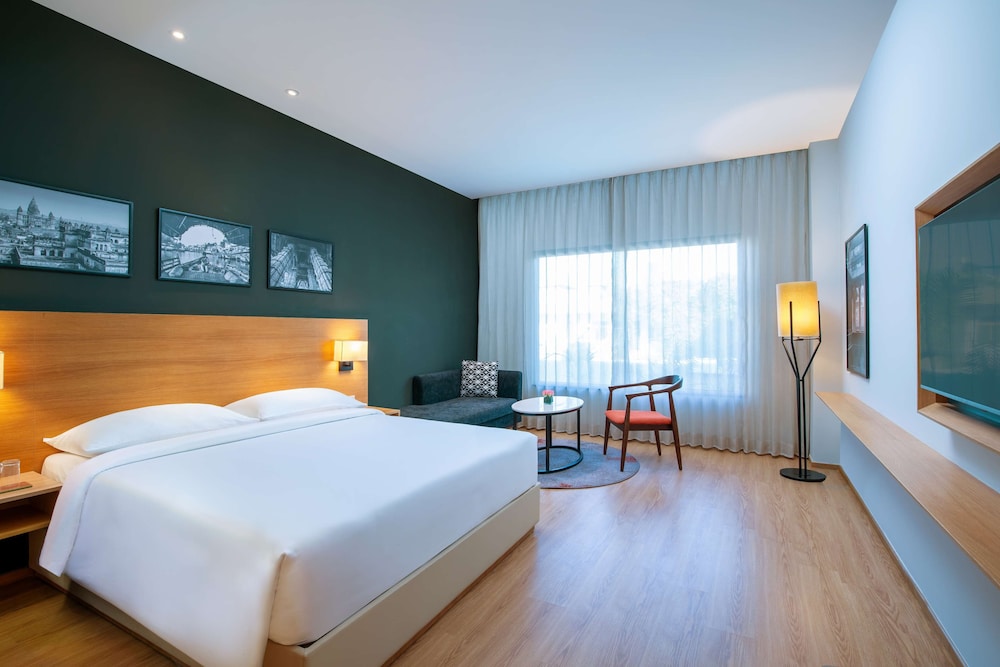 Park Inn by Radisson Gwalior 10/33