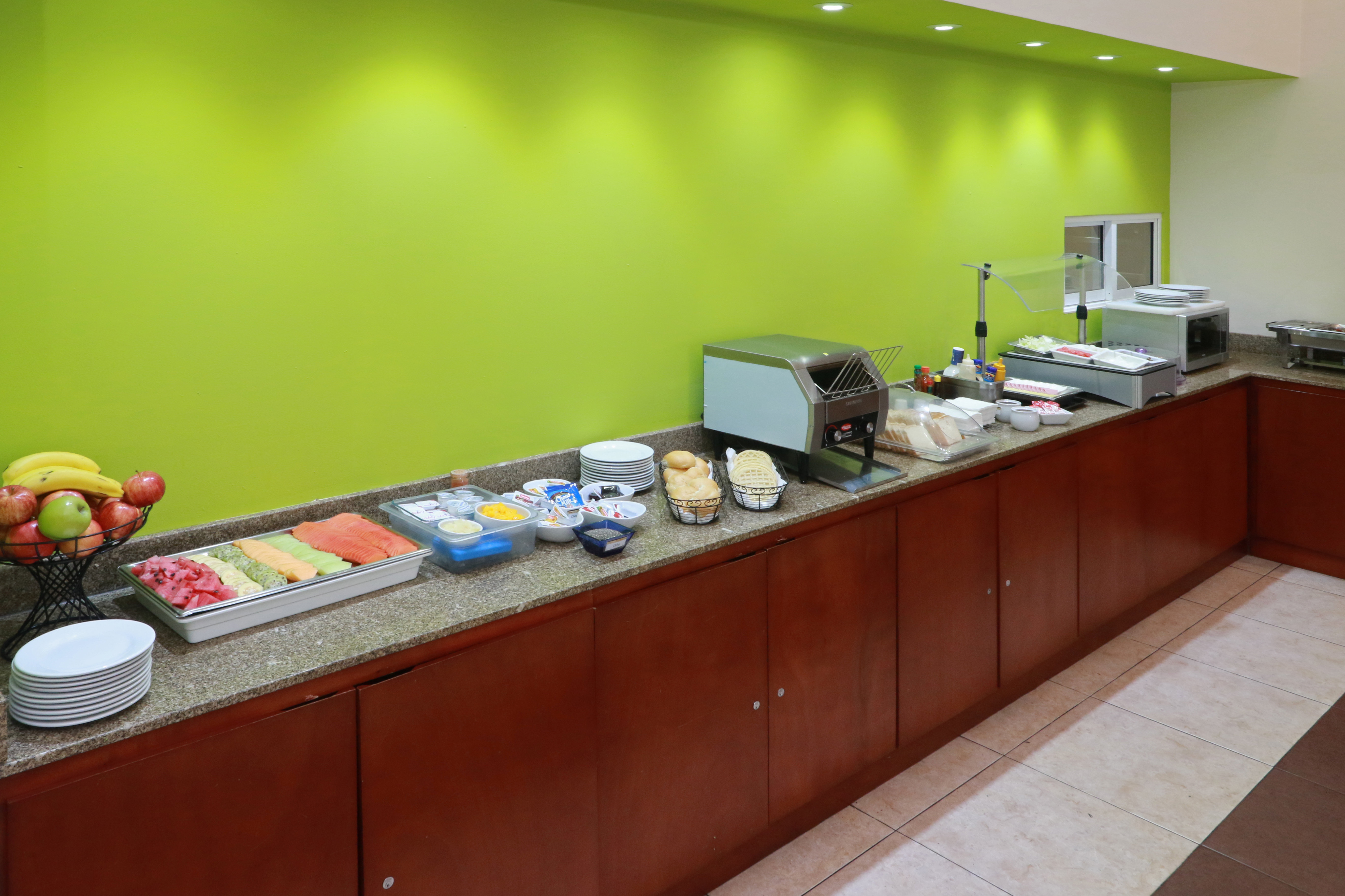 Staybridge Suites Queretaro 13/75