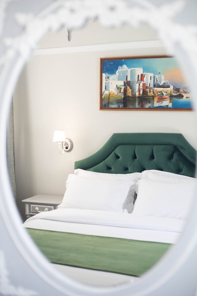 Pandrosos Divine Suites 18/47