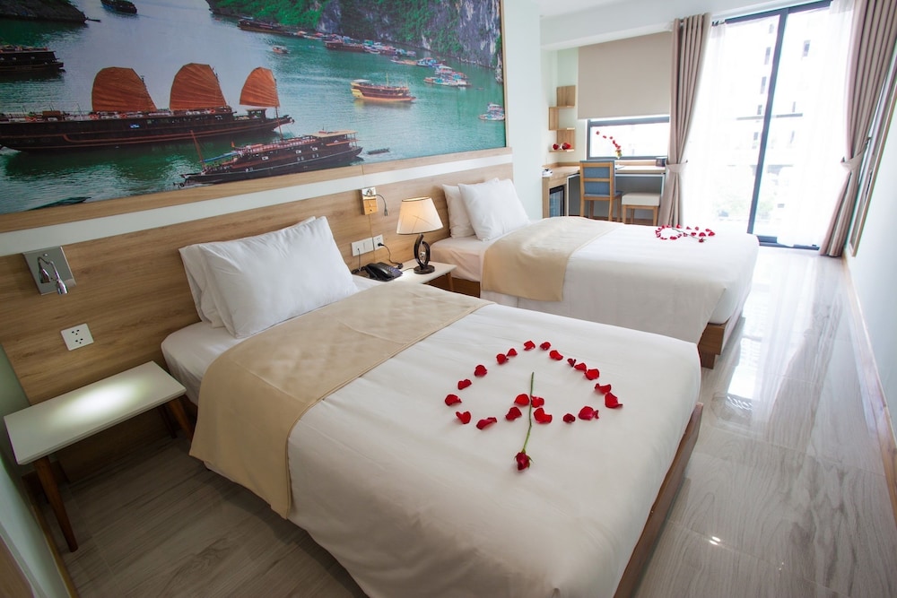 Royal HPM Hotel 14/40