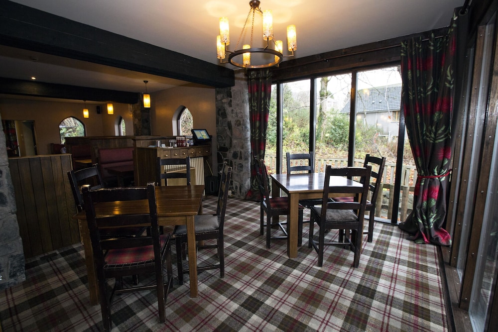 Old Mill Inn 54/70