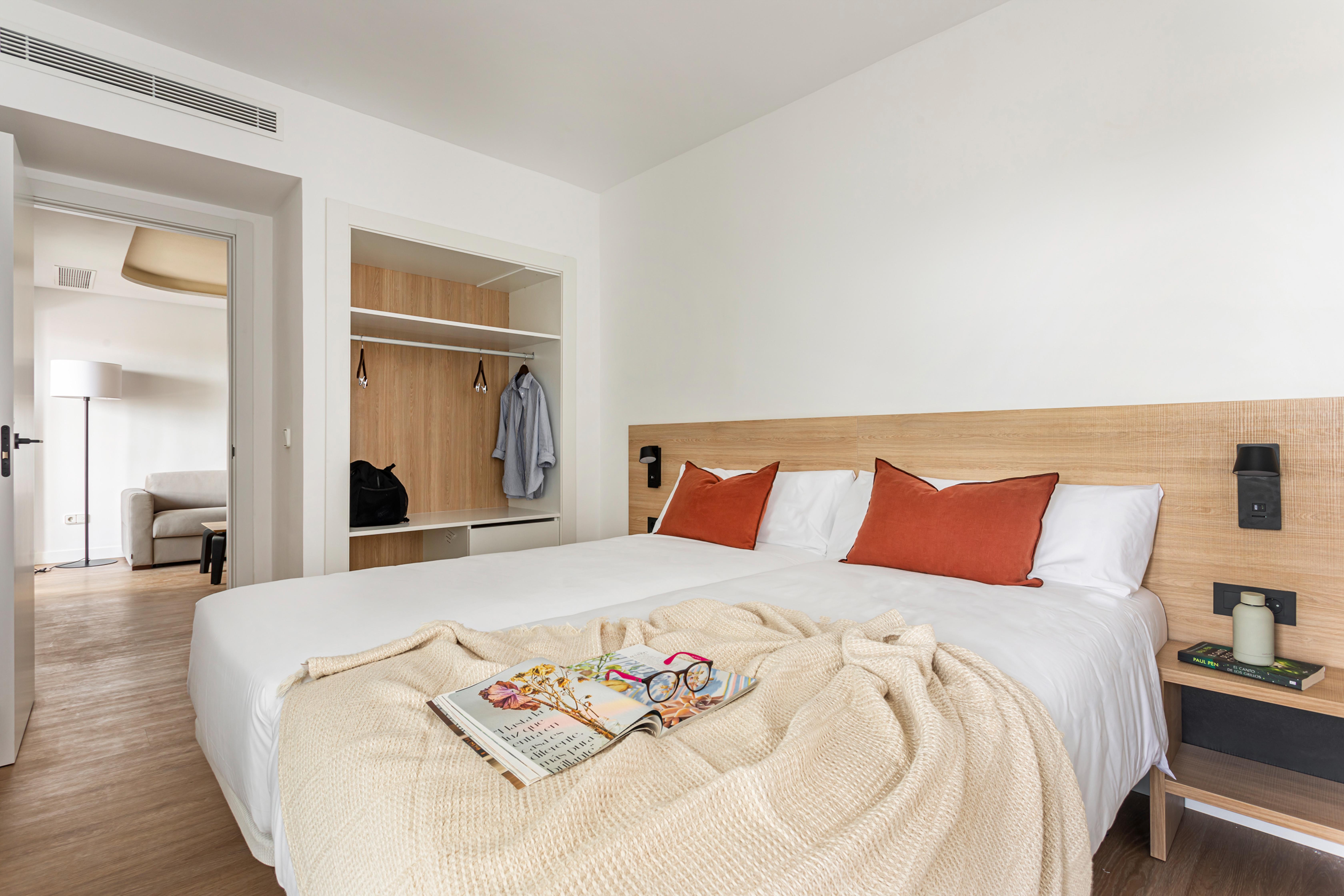 1 BEDROOM, DELUXE, APARTMENT