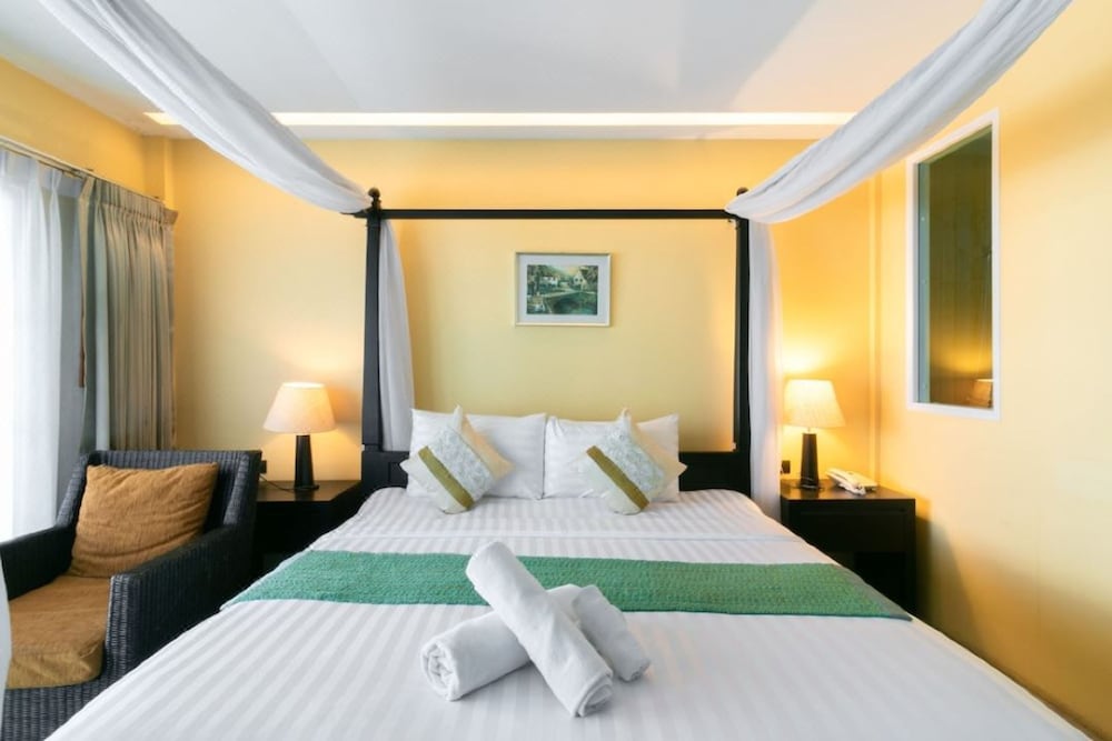 SUPERIOR, DOUBLE BED