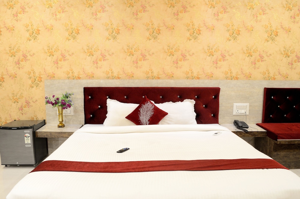 Ambay Villa 19/50