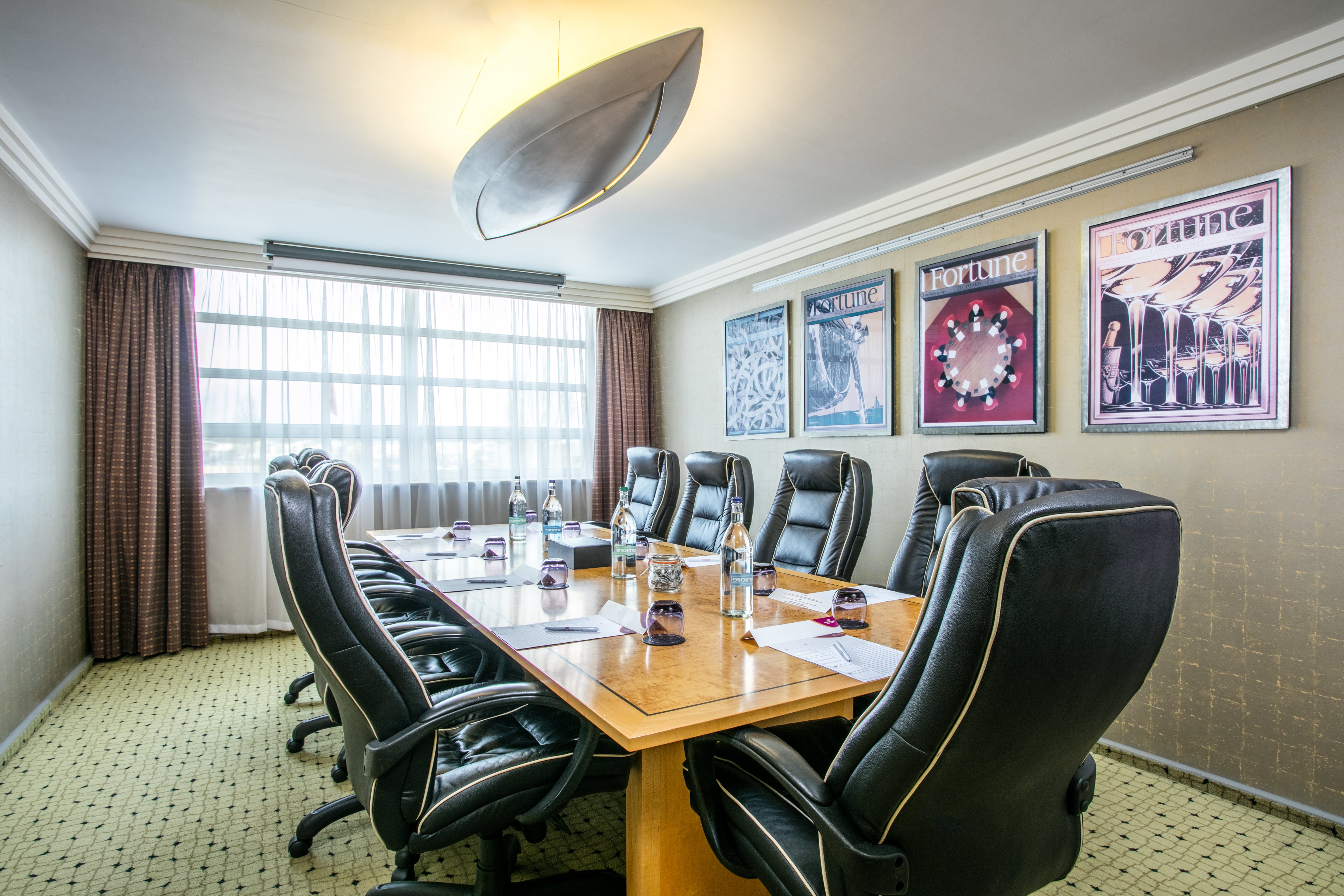Crowne Plaza Liverpool John Lennon Airport 68/82