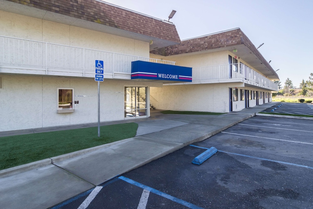 Motel6 Oroville, CA 41/48