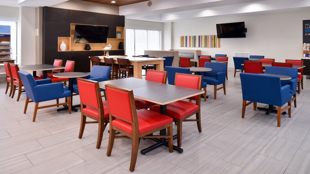Holiday Inn Express Hotel And Suites La Place 42/50