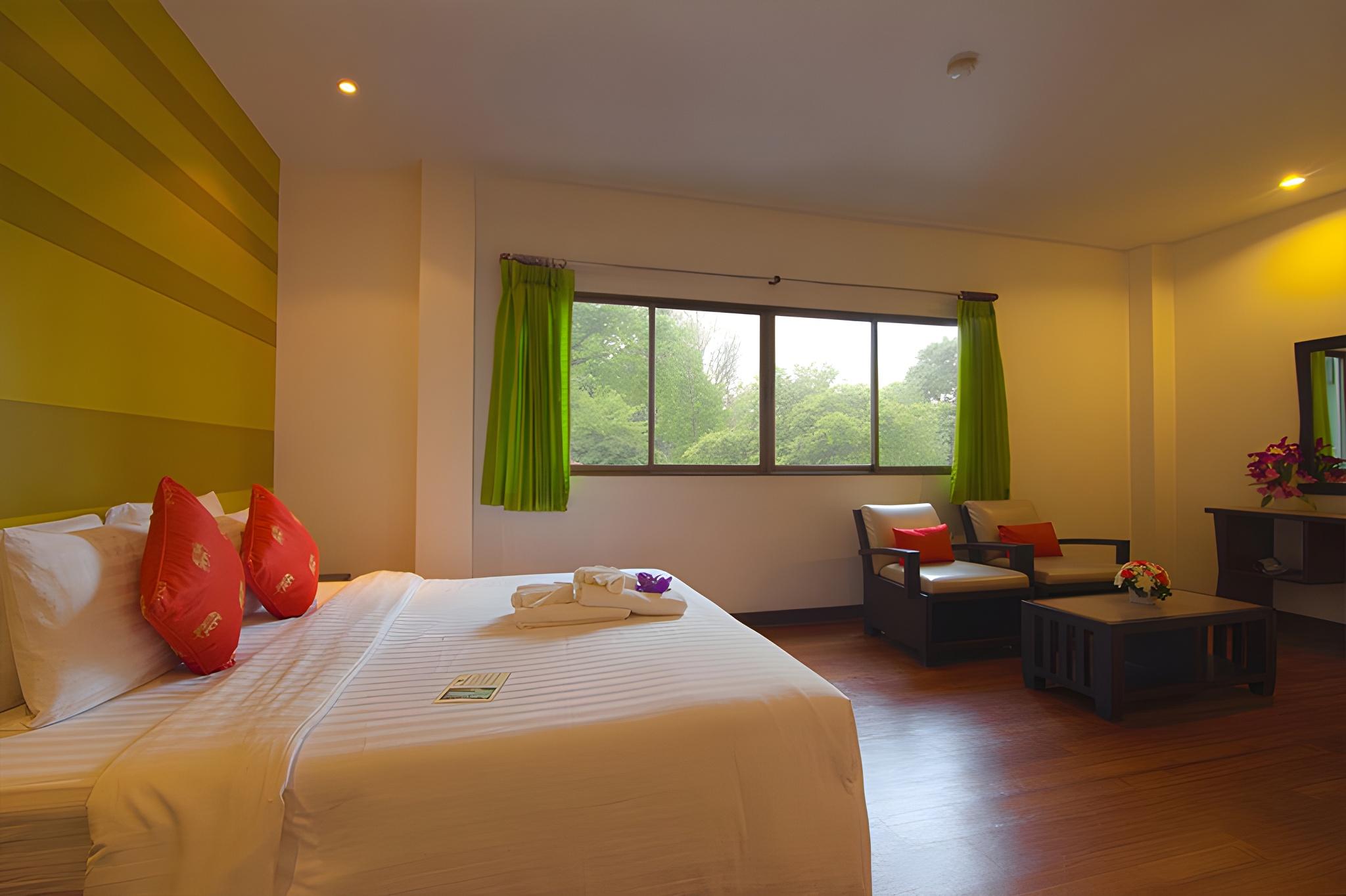Grand Deluxe Room