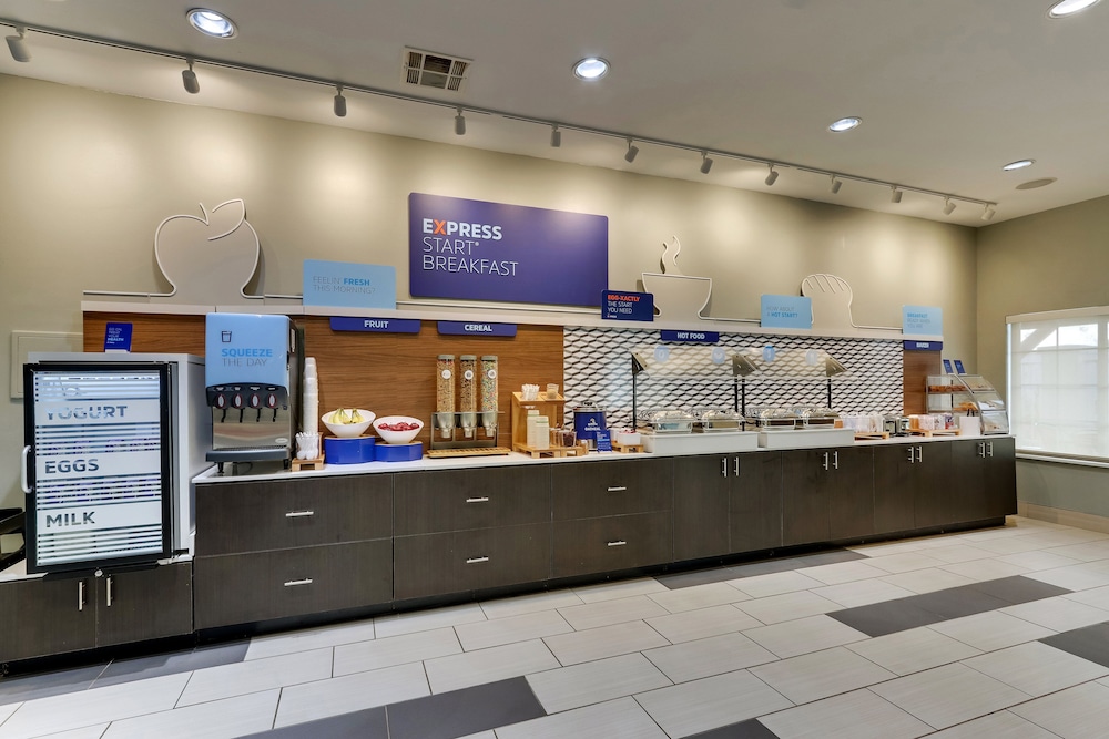 Holiday Inn Express Suites Ardmore An Ihg Hotel 5/55