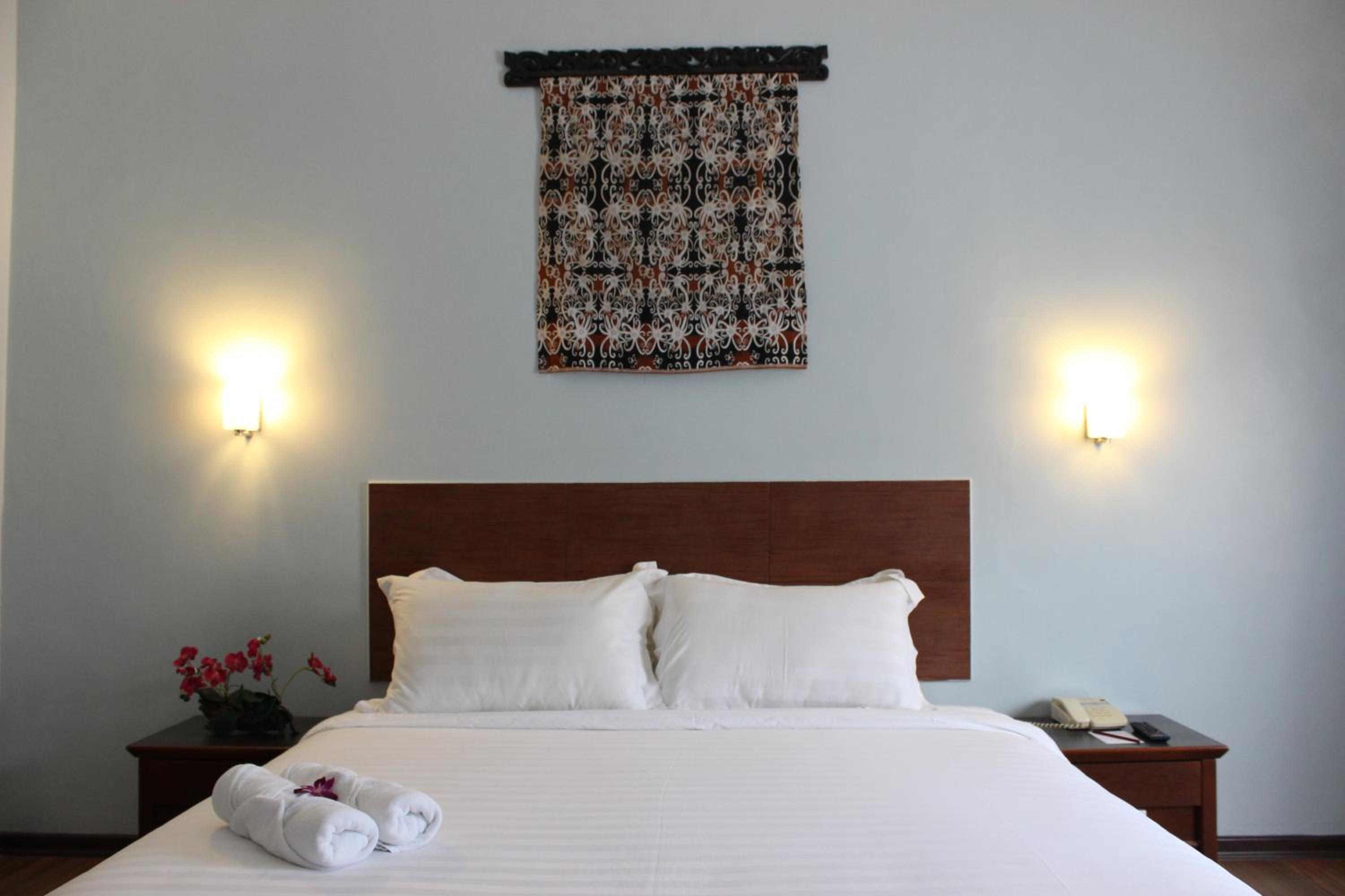 Deluxe, King Bed, Hotel Maluri 7/10