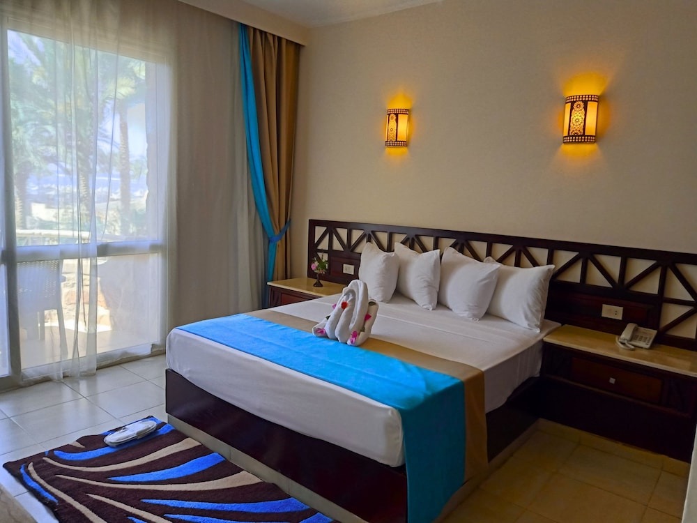 JUNIOR SUITE, STUDIO