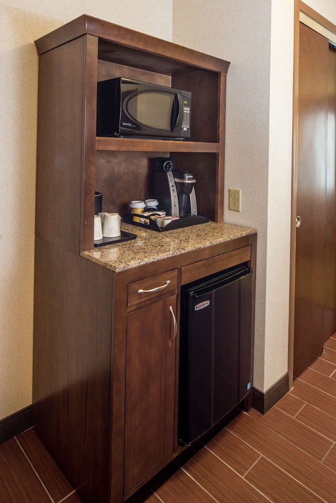 Hilton Garden Inn Uniontown 6/51