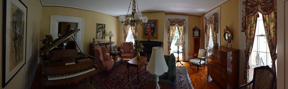 Oakcliff Bed and Breakfast 20/42