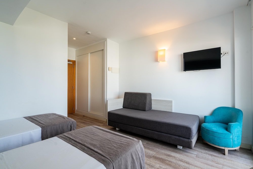 THB Niagara - Adults Only 34/62