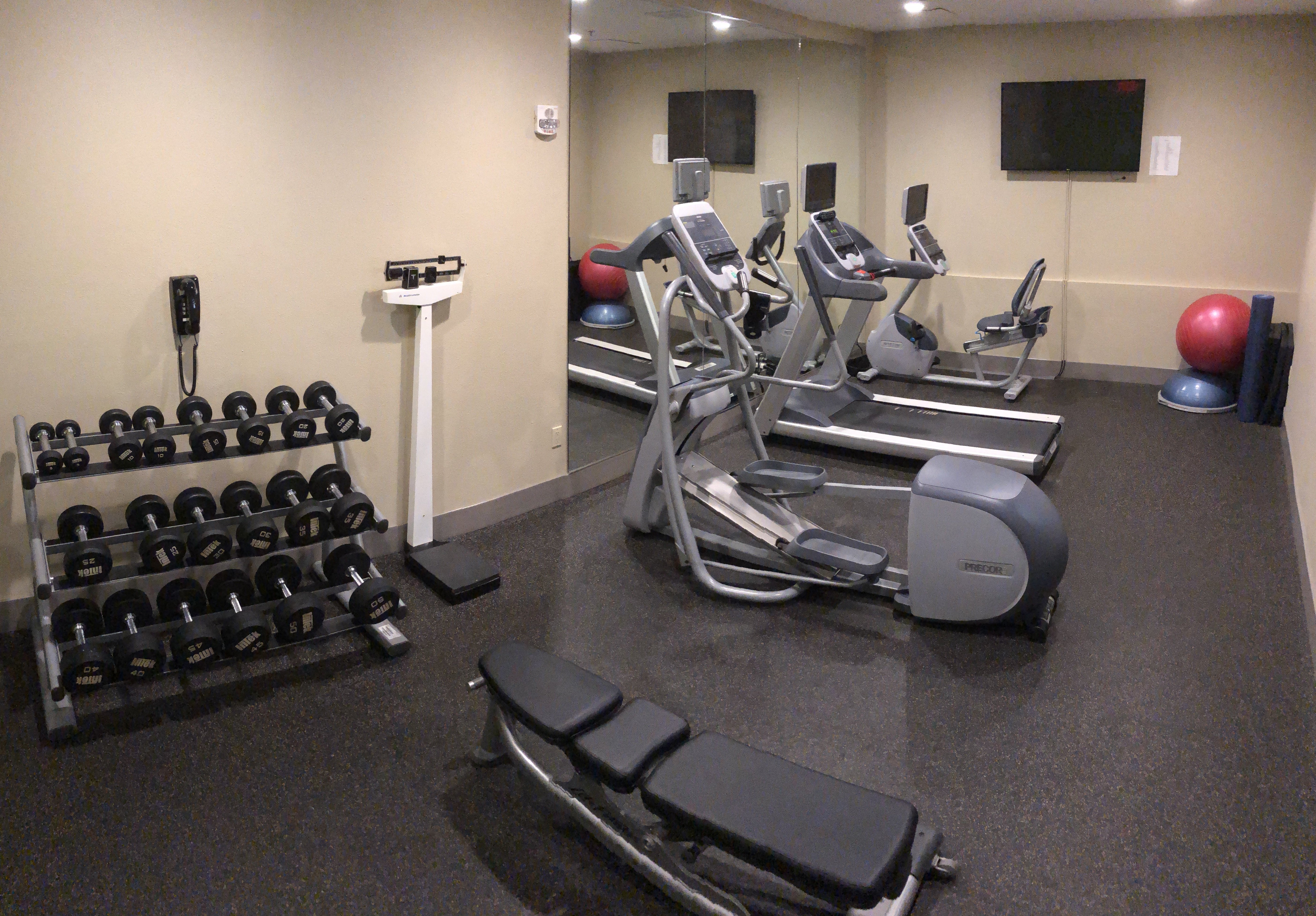 Holiday Inn Express Hotel And Suites St Paul Woodbury 46/79