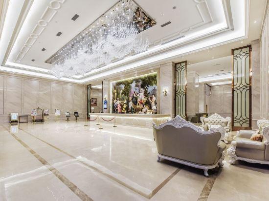 Vienna International Hotel (Nanchuan District Wanda Plaza) 18/56