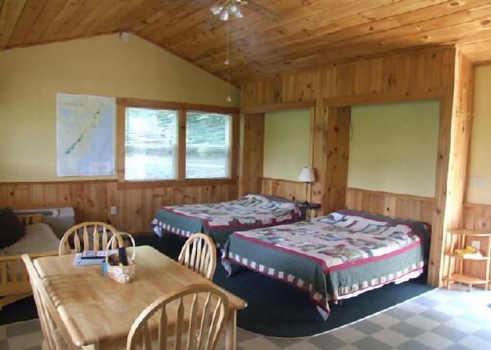 Nantahala Cabins 25/50