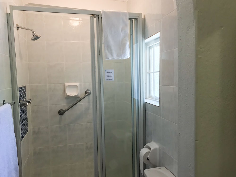 Howard's End Manor 44/50